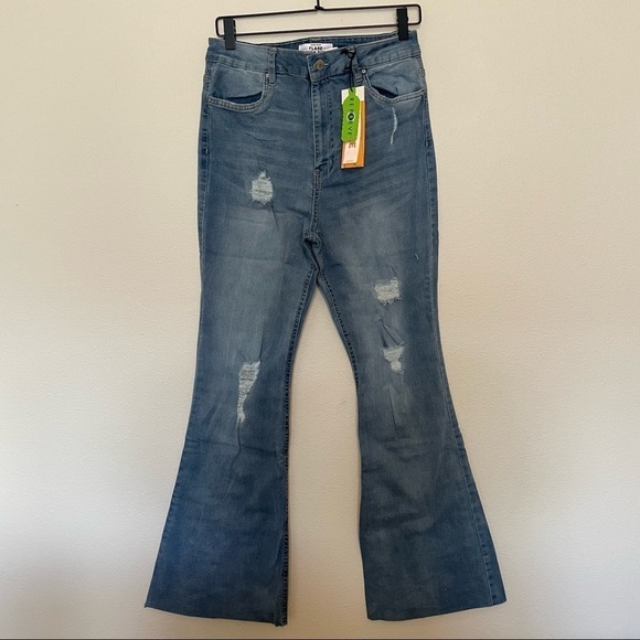 refuge Denim - NWT refuge denim high rise flare Austin jeans medium wash distressed raw hem